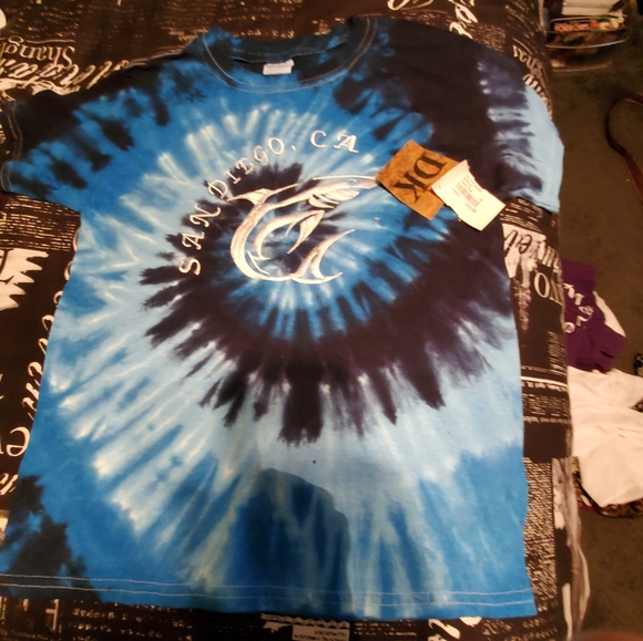 Shirt - Picture 6 of 6